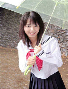 善良的小姨子 女主角